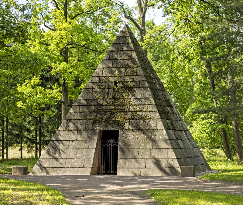 Pushkin Catherine Park Pyramid