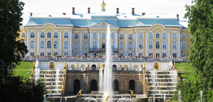 Excursion to the Grand Palace of Peterhof